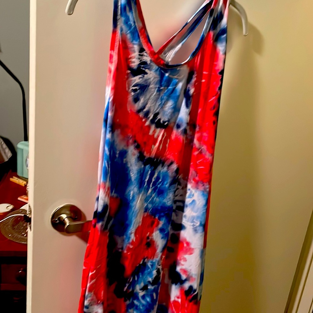 Top your summer!  Perfect for home or the beach…..dress, cover-up or night gown?